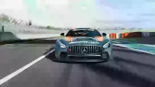 Mercedes AMG GT4 01